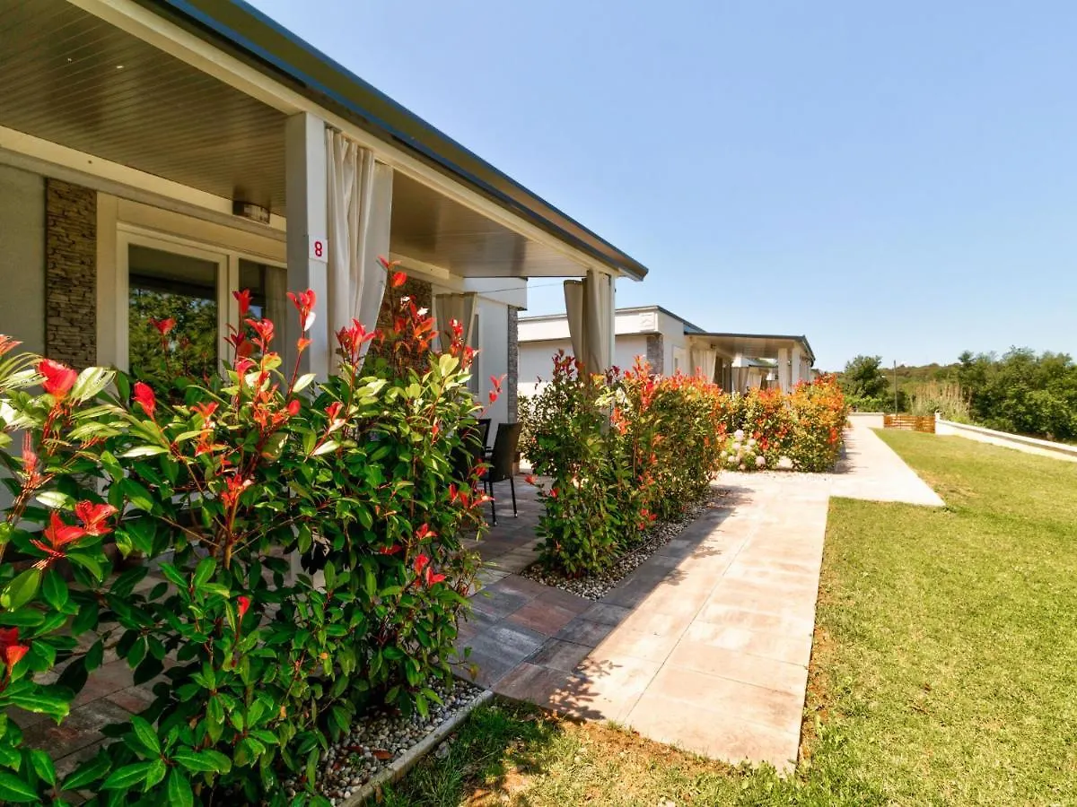 Holiday home Alluring Mobile Home In Banjole With Swimming Pool Croatia